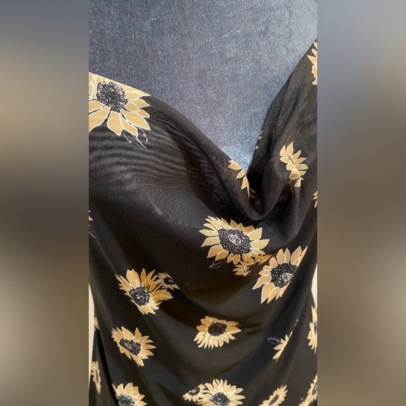 BP Nordstrom Sunflower Dress Size Medium - Picture 5 of 6
